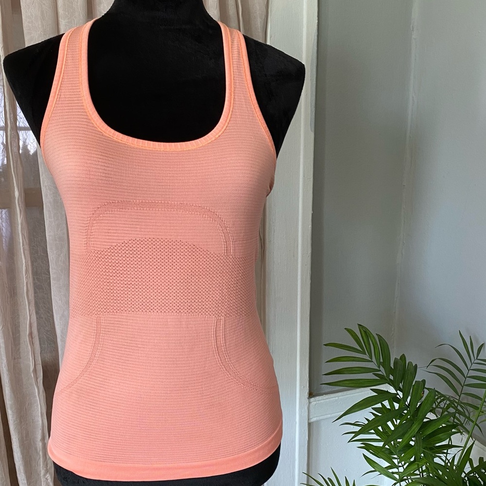 Lululemon Swiftly Tech Racerback top